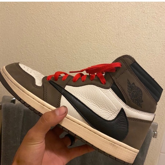 UA Travis Scott Jordan 1 Men’s size 10 sneakers